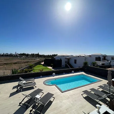 Little Star Βίλα